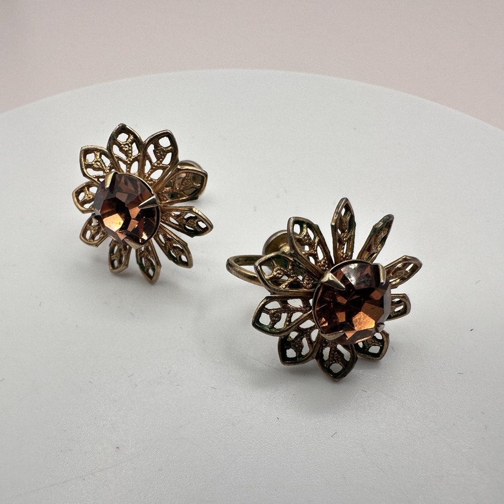 Vintage 50s 60s Mid-Century Gold Tone Filigree Flower Earrings Amber Glass
